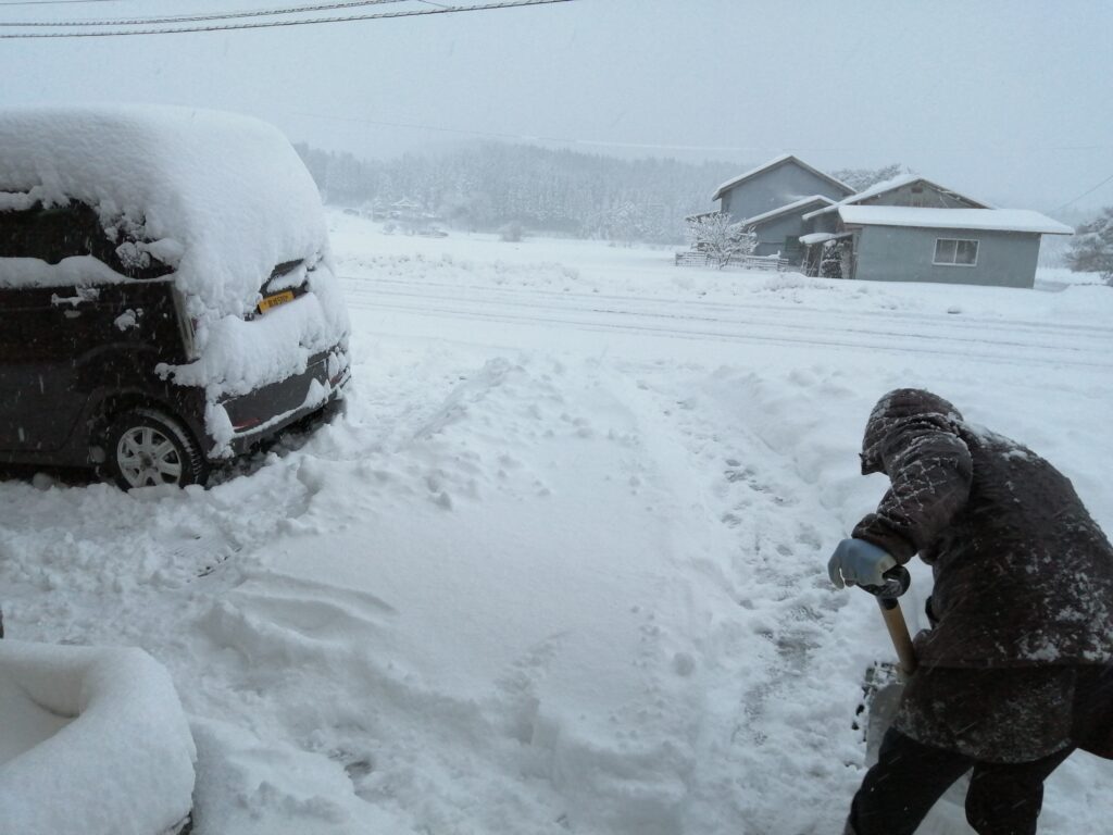 家の前の雪かき